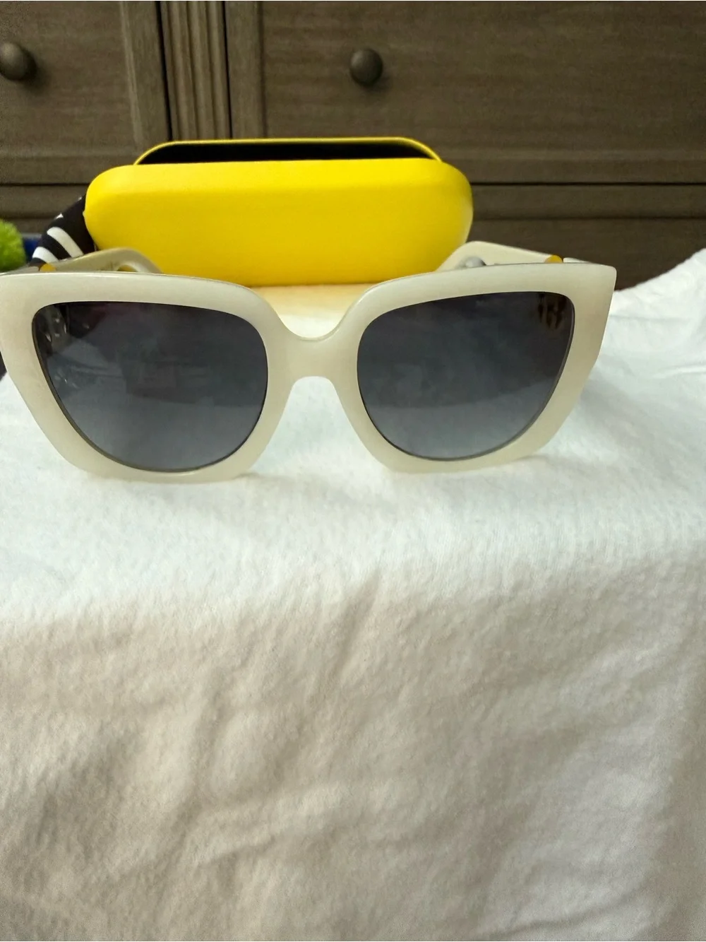 Marc Jacobs White Square Frame Sunglasses with Dark Lenses